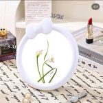 مراية كيتي فيونكة بيضاء - Image 2